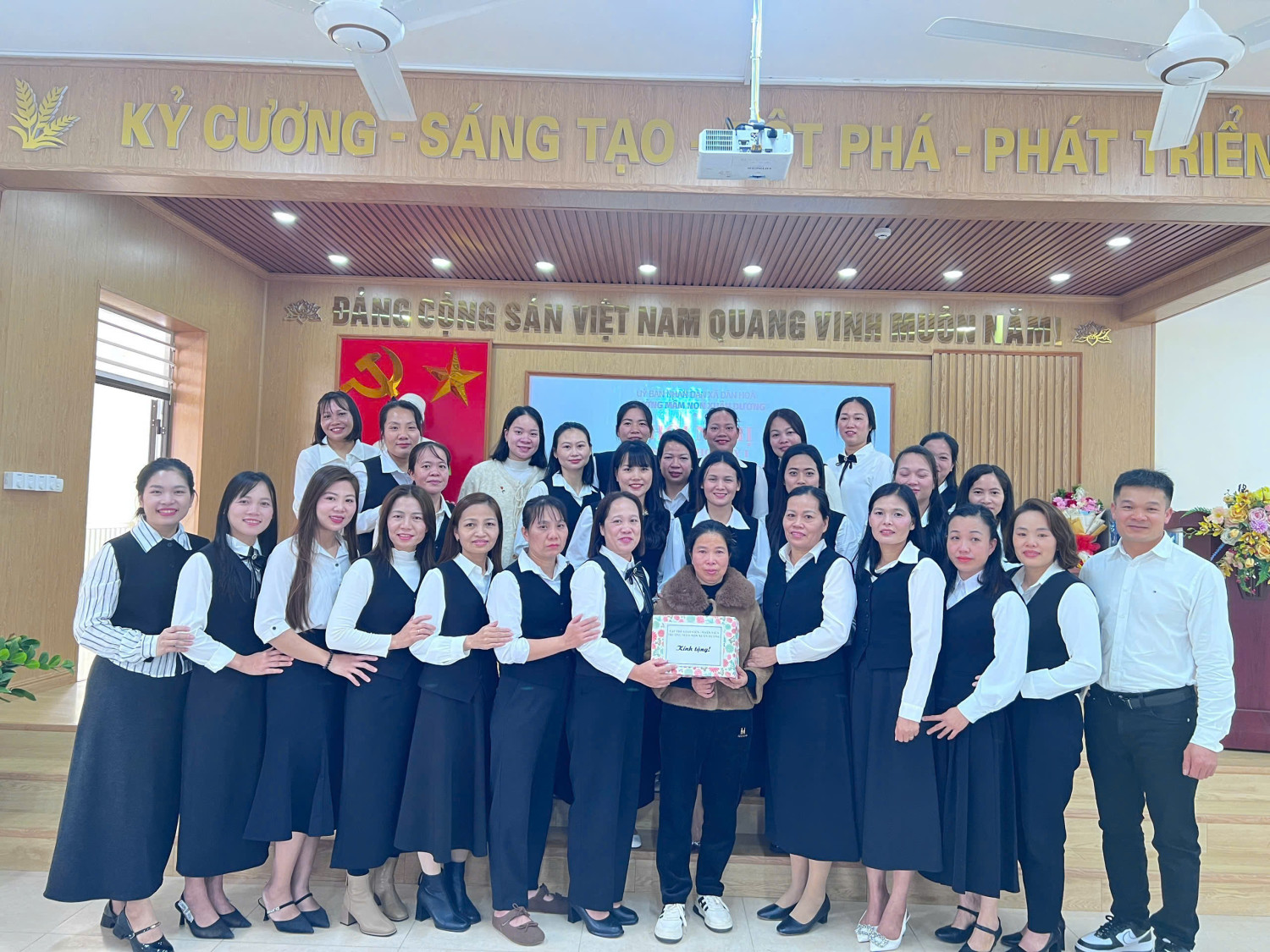 z7438552479467 20743e532eb319a939577db470ee85ca