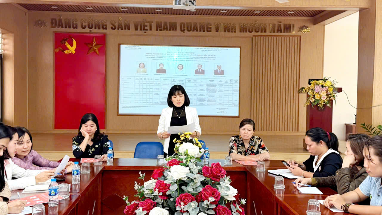 TRƯỜNG MẦM NON XUÂN DƯƠNG TỔ CHỨC HỘI NGHỊ TUYÊN TRUYỀN VỀ CÔNG TÁC BẦU CỬ