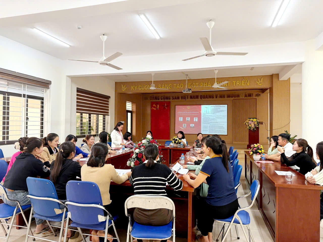 z7612941209290 5d344c8c06bcb4d25deddcd33ad009e0