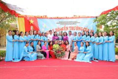 Tập thể CB-GV-Nv nhà trường