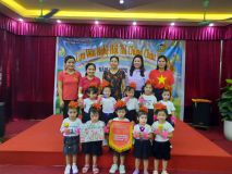Giả nhất văn nghệ lớp C2