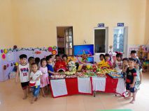 Bé vui tết trung thu