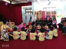 Giờ học âm nhạc Lớp C3