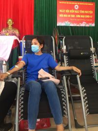 Đ/c Phạm Thị Hiền- Nhân viên nuôi dưỡng