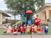 Hưởng ứng tuần lễ áo dài