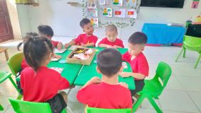 Giờ hoạt động tạo hình lớp C3