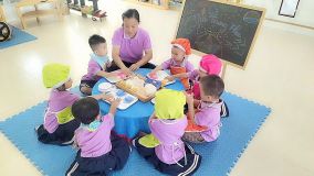 Dự án làm bánh dẻo từ khuôn