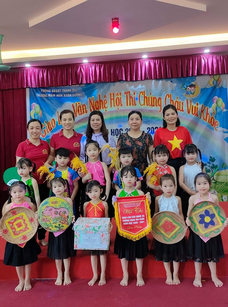 Hoạt động nhà trường